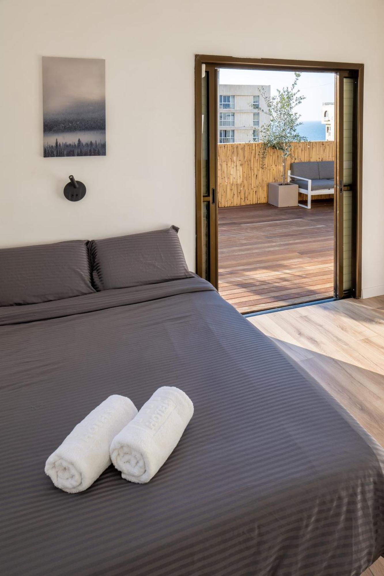 Roof Top 3 Floors Нетания Экстерьер фото