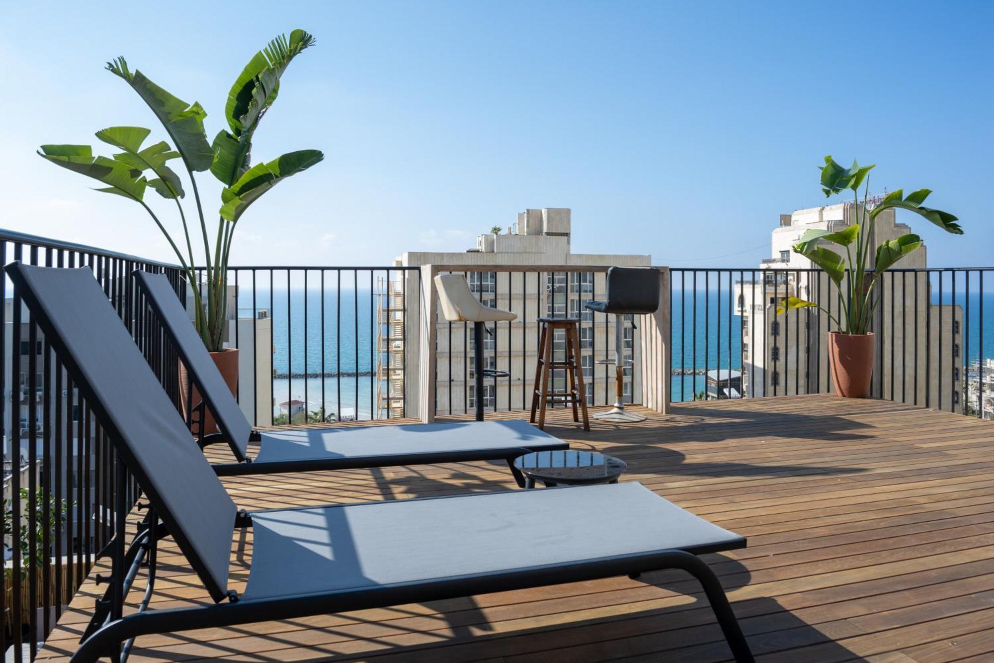 Roof Top 3 Floors Нетания Экстерьер фото