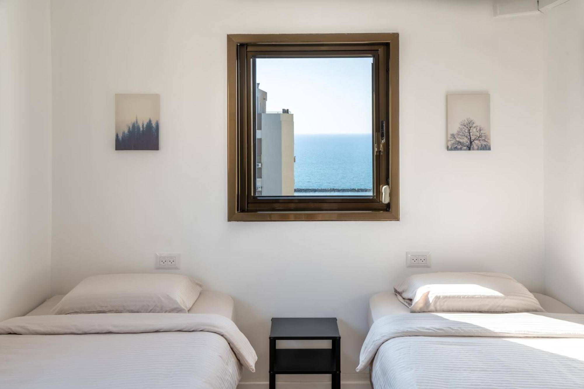Roof Top 3 Floors Нетания Экстерьер фото