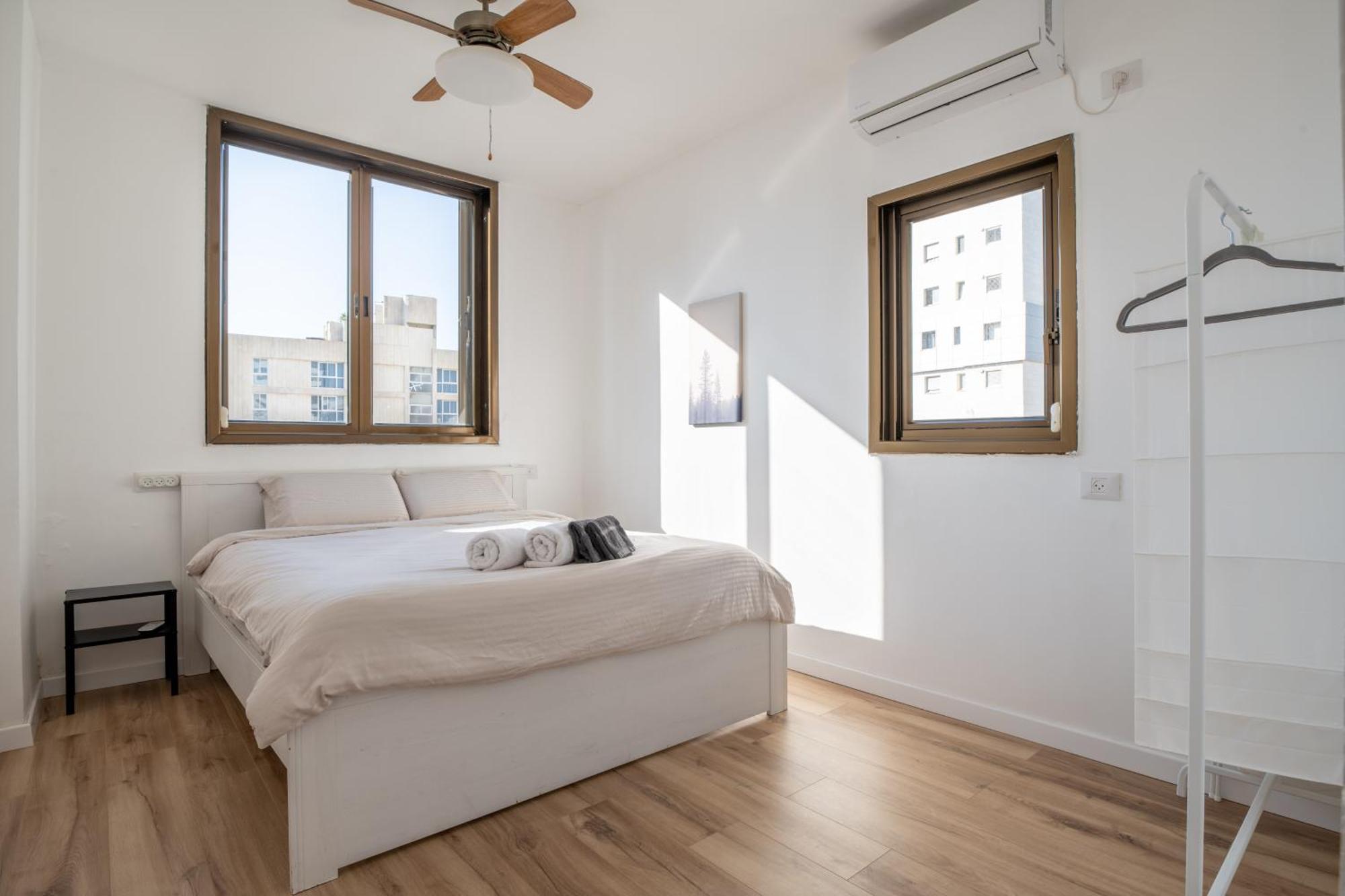 Roof Top 3 Floors Нетания Экстерьер фото