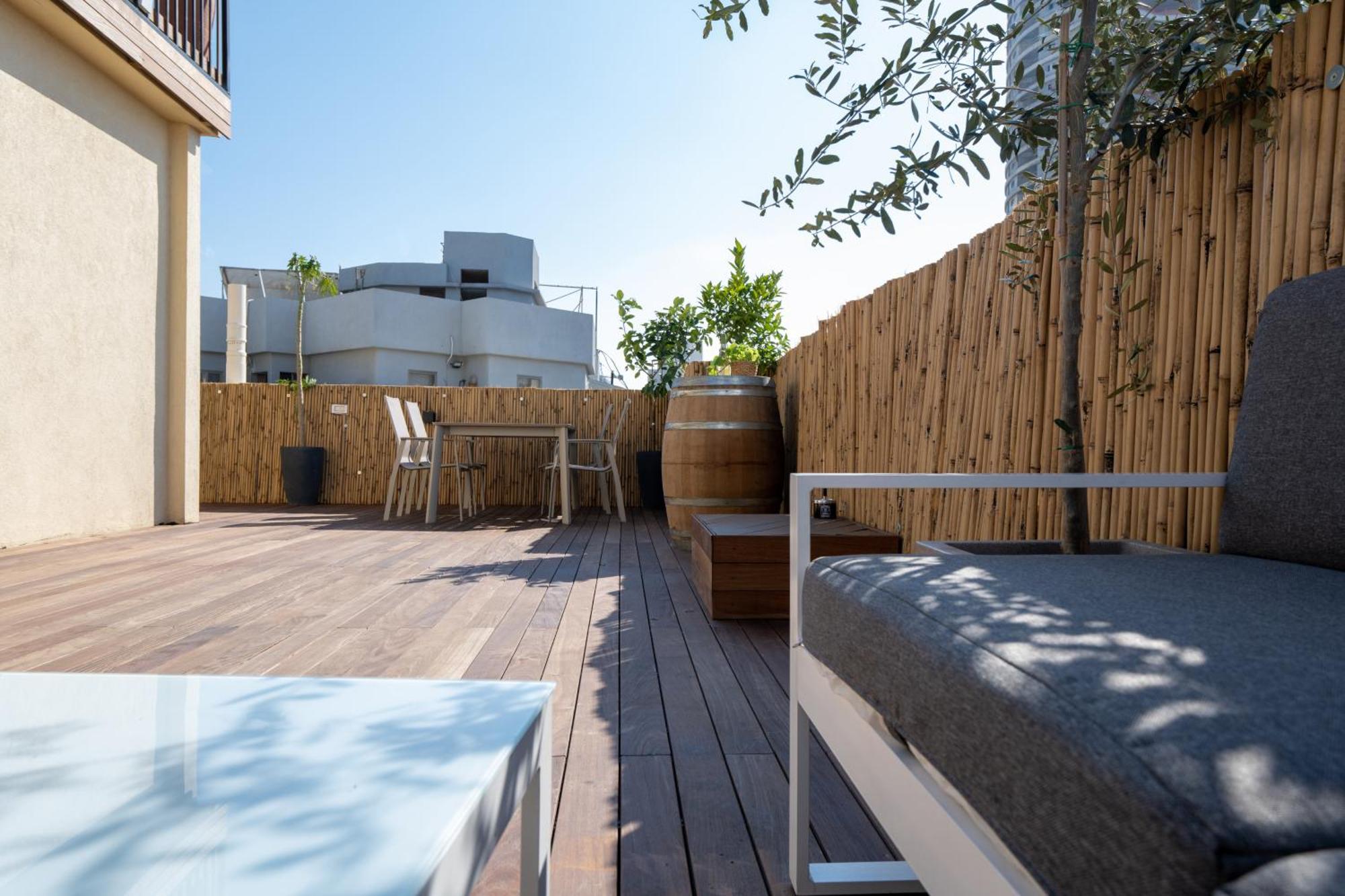 Roof Top 3 Floors Нетания Экстерьер фото